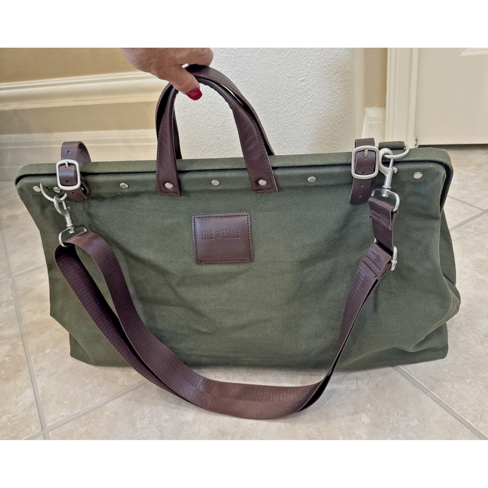 LINE OF TRADE Army Green Cotton Canvas w/Shoulder Strap Large Weekender Bag *See